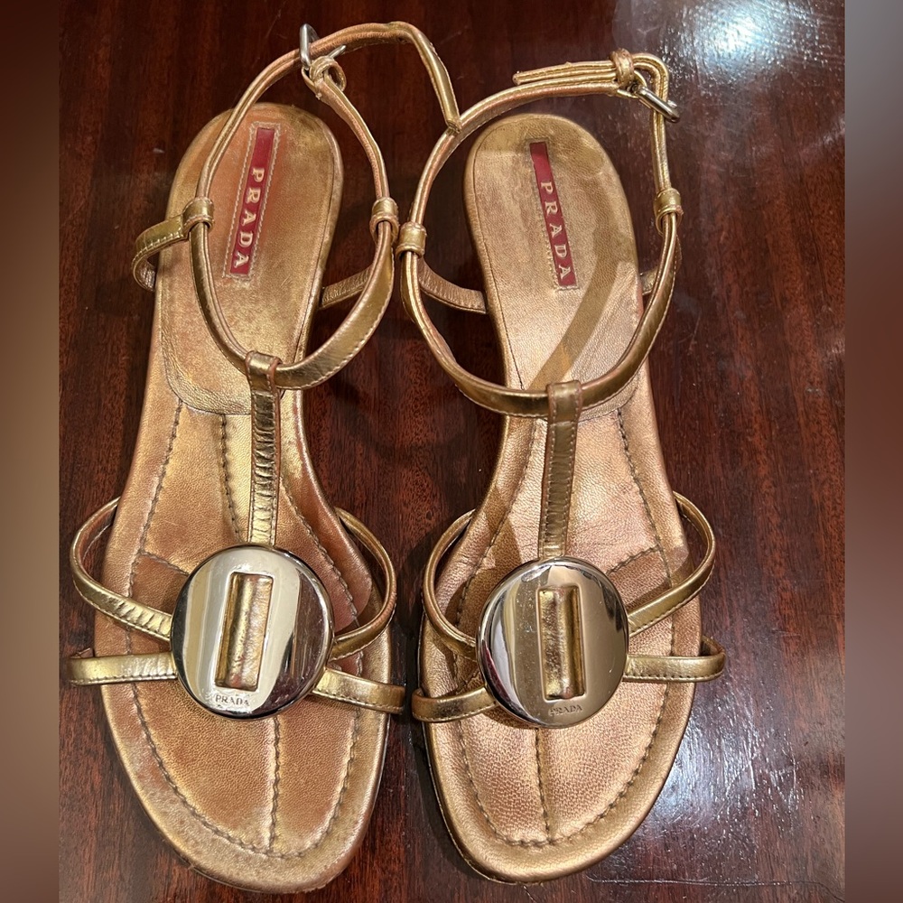 Prada T-Strap wedge Sandaks in gold 6.5’s